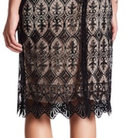 Sharagano Off-Shoulder Lace Dress 22W - Picture 4 of 6